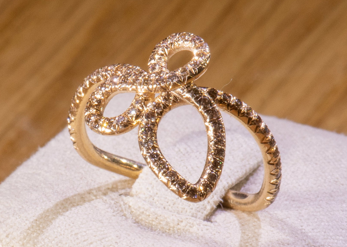 The Simple Promise Ring with Champagne Diamonds